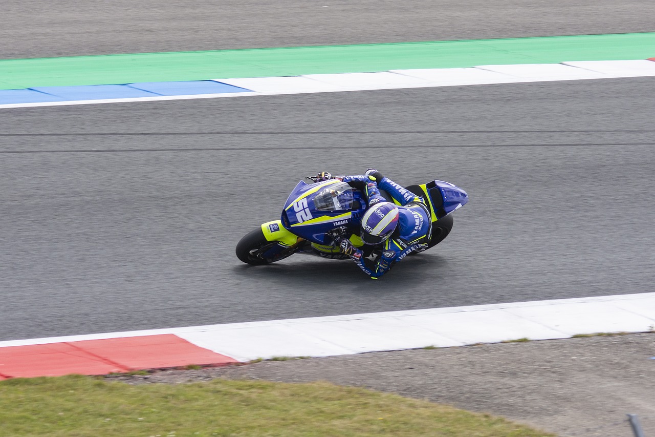 特别是在篮 特别是在篮